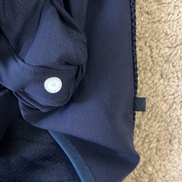 Lululemon The Spaces In Between Vest Midnight Navy - Picture 11 of 11